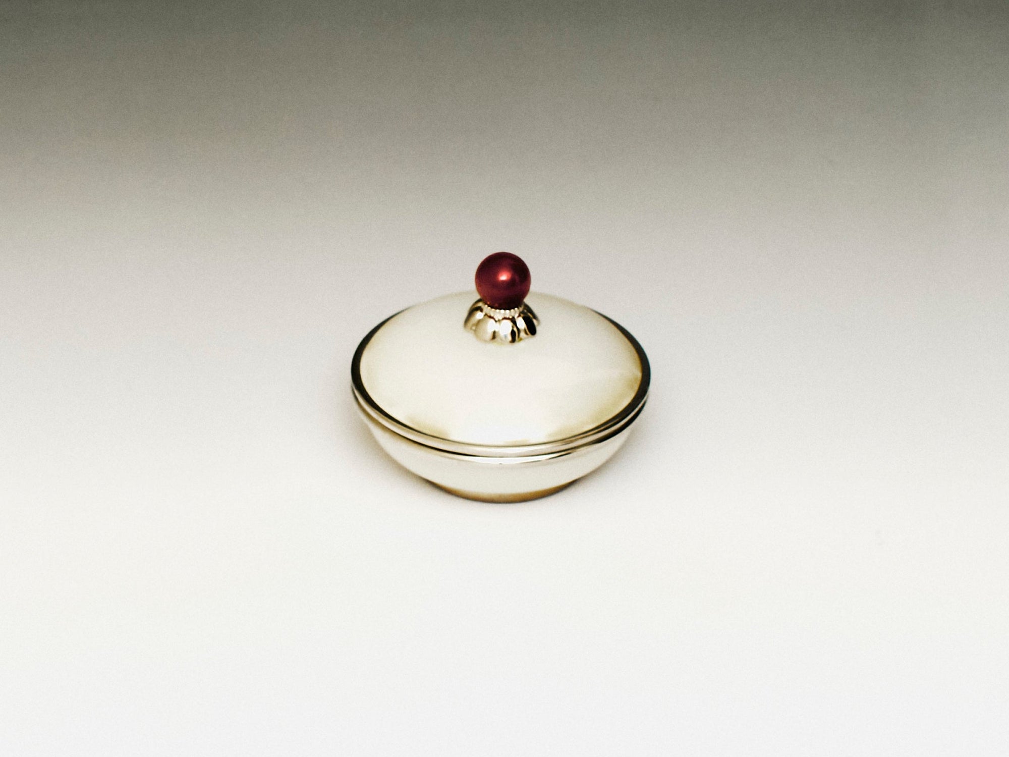 White Jade Ink Holder