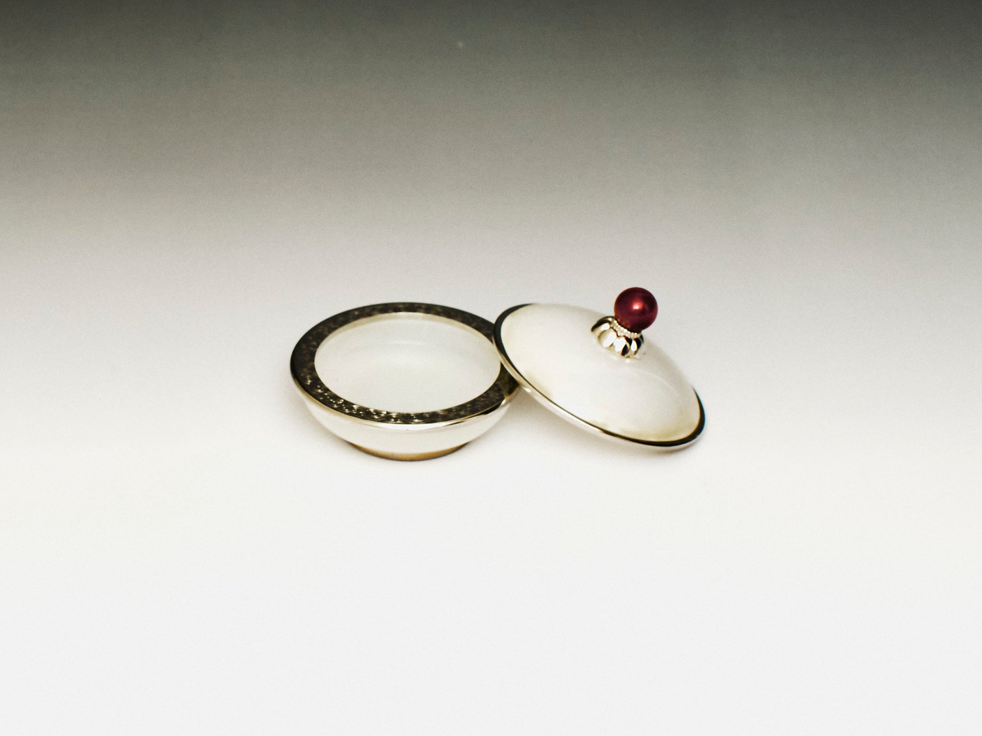 White Jade Ink Holder