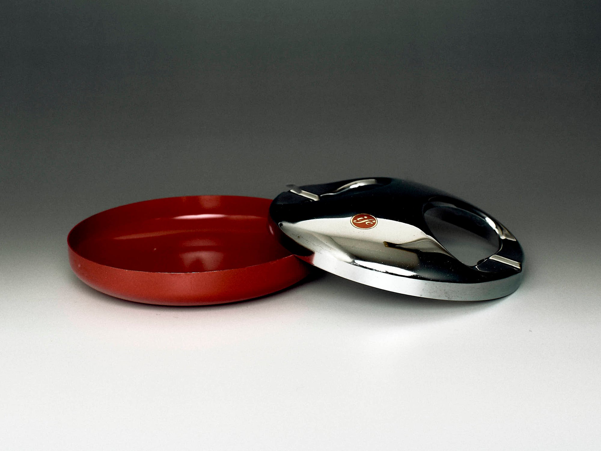 Ise Planet Ashtray